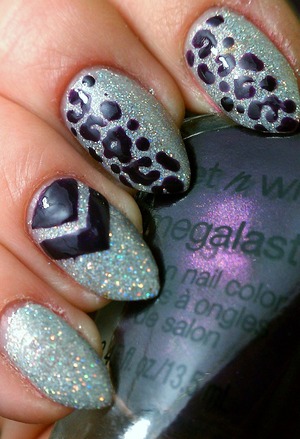 The glitter polish is one I made using the glitter from Wet n Wild.