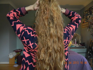 check out my blog post on how to do these quick and easy beach curls
cecileelizabeth.blogspot.co.uk