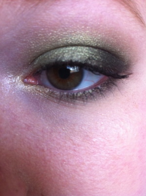 Green/Gold smokey eye