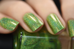 www.ILNP.com - 
1UP is a wonderful summer green nail polish with acres of scattered Ultra Holographic sparkle! If you've been searching for a vivid and deep lime green super duper holographic nail polish, here it is! 

1UP is part of ILNP's new "Ultra Holo" class of super intense holographic nail polishes; specifically formulated for maximum, in-your-face holographic sparkle!