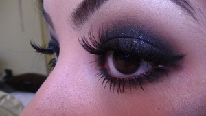 Smokey Glitter Eyes