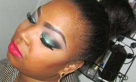 Smokey Christmas Green Make Up  Look