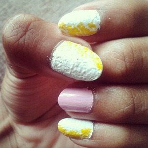 nail art, white pink and yellow