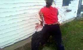 Twerk party with baggy pants