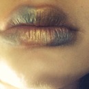My gold blue lips