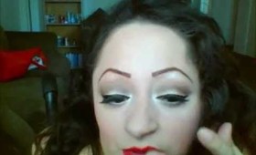 FANTASY FRIDAYS! PINUP GIRL MAKEUP