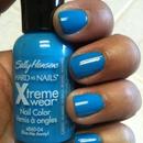 Sally Hansen Hard as Nails Xtreme Wear in Blue Me Away!
