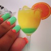 Green-orange nails