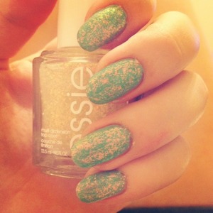 Essie Turquoise and Caicos and Essie Lux Effects Shine of the Times