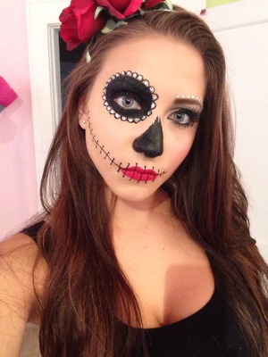 My 2013 Halloween makeup! Loving the whole sugar skulls recently so I decided to try it out