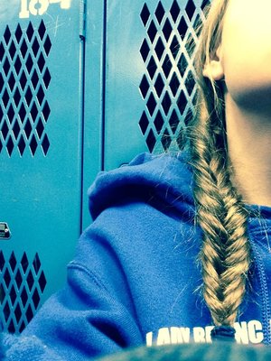 My fishtail braid (in the locker room)
My bestie did it for me, follow her on Instagram: m.a.k.k.13