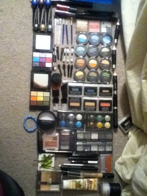 People ask how much make-up I have here it is for a 13 year old this is a lot right 