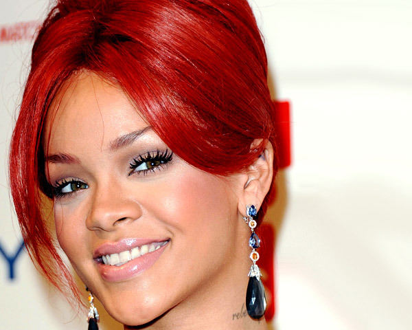 3 Glam Hairdos From Rihannas Hairstylist Beautylish