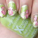 Green & Gold Vintage Roses Stiletto Nails