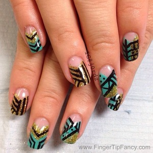 DETAILS AT :
http://fingertipfancy.com/tribal-turquoise-gold-nails