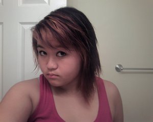 just bleached it!! when i added purple.... turned pink/red D: