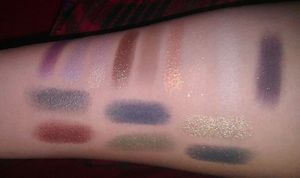 Swatches of the too faced holiday pallette..thing. swet dreams, i think. 