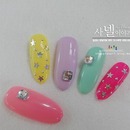 Korean star glitter nail art 