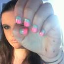 Pastel-neon paint dripping nails :)