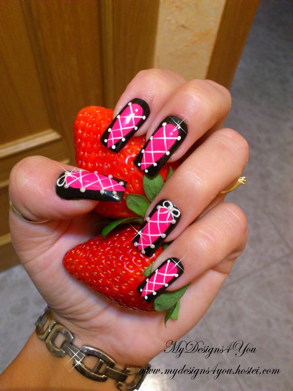 Hot Pink Corset effect Nails  Liudmila Z.'s (MyDesigns4You) Photo