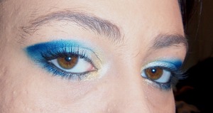 San Diego Chargers Inspired Makeup
http://www.youtube.com/watch?v=I4uhqje0FBw&feature=mfu_in_order&list=UL