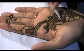 How to Make Henna Mehendi Design : Easy Design for Palm