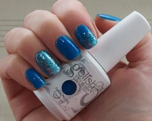 Gelish Ooba Ooba Blue with loose blue glitter. For more information please visit my blog.
