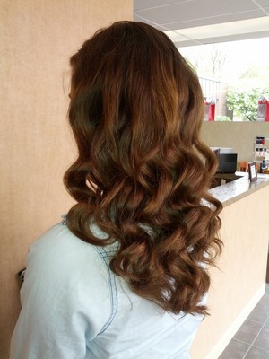 red carpet waves done with my Marcel iron for a clients senior prom