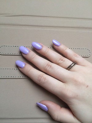 Rocking round nails at the moment :) love the purple *-*