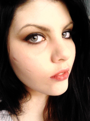 Amy Lee's make-up in Evanescence's "Call me when you're sober" music video