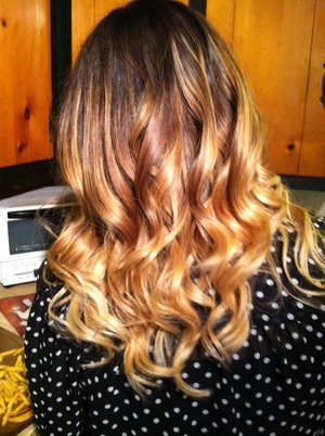 Ombre that I did on my best friend, LOVE how it came out !