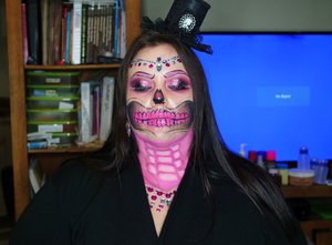 One of my clients for Halloween
FB: https://www.facebook.com/makeupbymariagg/
Instagram: https://www.instagram.com/makeupbymariag.g/
Youtube:
https://m.youtube.com/channel/UCsl1QU8Lq0bf0aONNDgBwVw