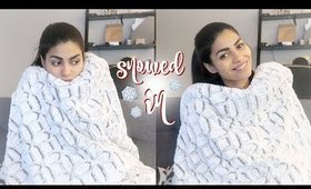 How to Refresh Your Social Media Strategy for 2018 + Surviving a Snow Storm | Vlogmas Day 14, 2017