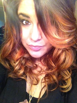 Purple copper blonde ombré . 


Follow me on Instagram for more @pressured 