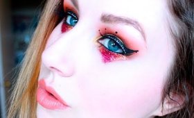 LOOK: GLITTER CIRCUS EYES