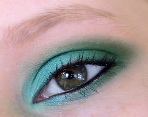 Lid: Apocalyptic
Inner corner: Brightest Day Compassion
Crease: Trickster
Brow bone: H.G.

If you want to find out more about my brand just follow the links.
Facebook---> http://www.facebook.com/8BitCosmetics 
Etsy----------> www.etsy.com/shop/EightBitCosmetics