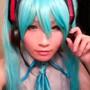 Miku Hatsune Look