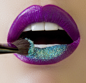 Lipstick @frankierosecosmetics Passion Plum Is109 | Glitter by artglitter.com Shiney Si #84

http://instagram.com/sarah_steller_
