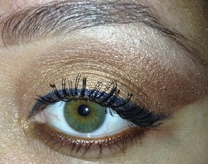 This look was created with Lorac's Caramel Love Affair palette 