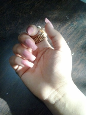 pink nails ^_^