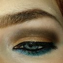 Gold Smoky Eyes with a Pop of Teal!