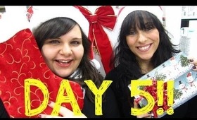 DAY 5 - 12 DAYS OF GIVEAWAYS - CHRISTMAS GIVEAWAY 2012 | Instant Beauty ♡