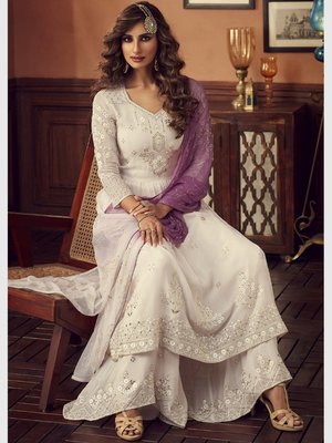 
https://www.fabricoz.com.au/collections/indian-dresses-online-all
