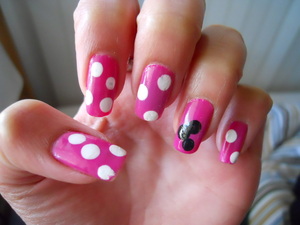 Mickey mouse inspired.