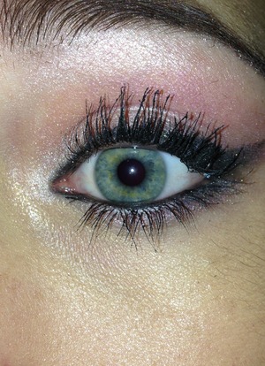 It was a lot of eyeliner definition with a highlight under the brow and a darker pink on the crease. 