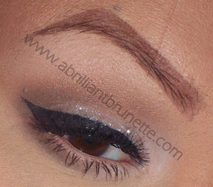 http://www.abrilliantbrunette.com/2012/03/elegant-eye-makeup-sparkling-white-feat.html