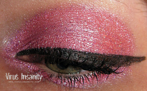 Virus Insanity eyeshadow, Princess.
www.virusinsanity.com