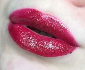 Mwah!
http://www.thaeyeballqueen.com/makeuplooks/perfect-valentines-day-red-lips-with-a-twist/