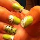 my new "homemade" nails (: