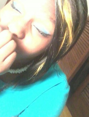 When I'm BORED i always play around With some MakeUp( :